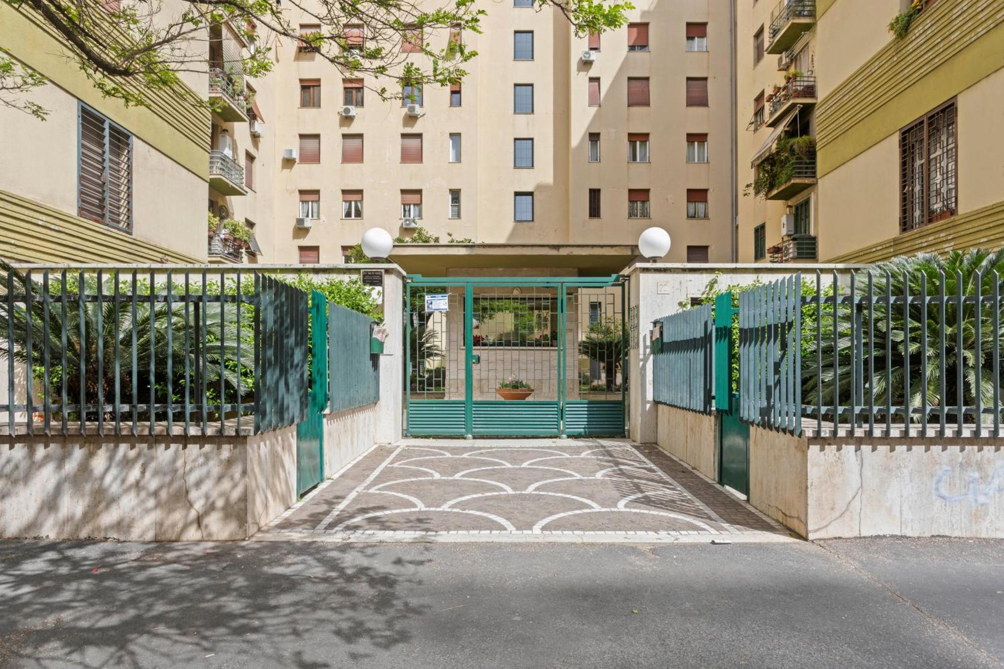 Appio Grand Apartment - S. Giovanni Rom Exterior foto